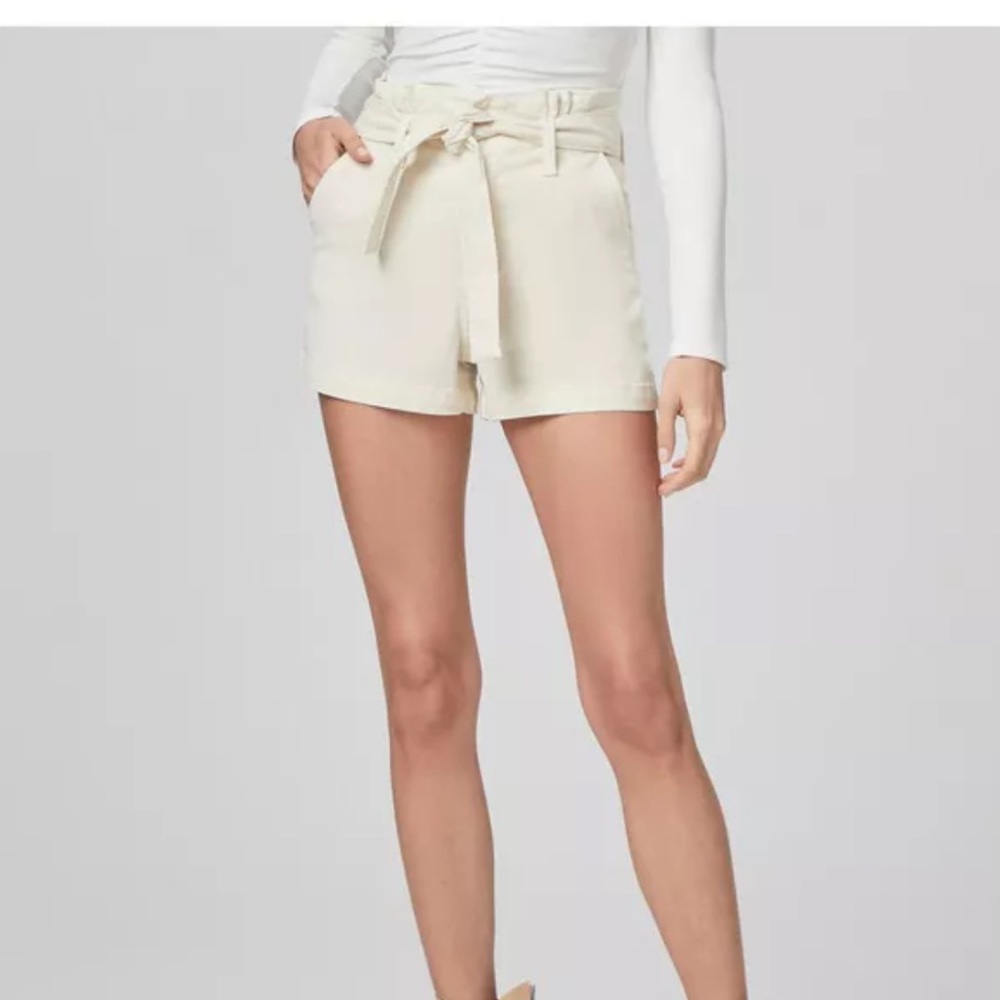 Paige Aneesa Short in cream